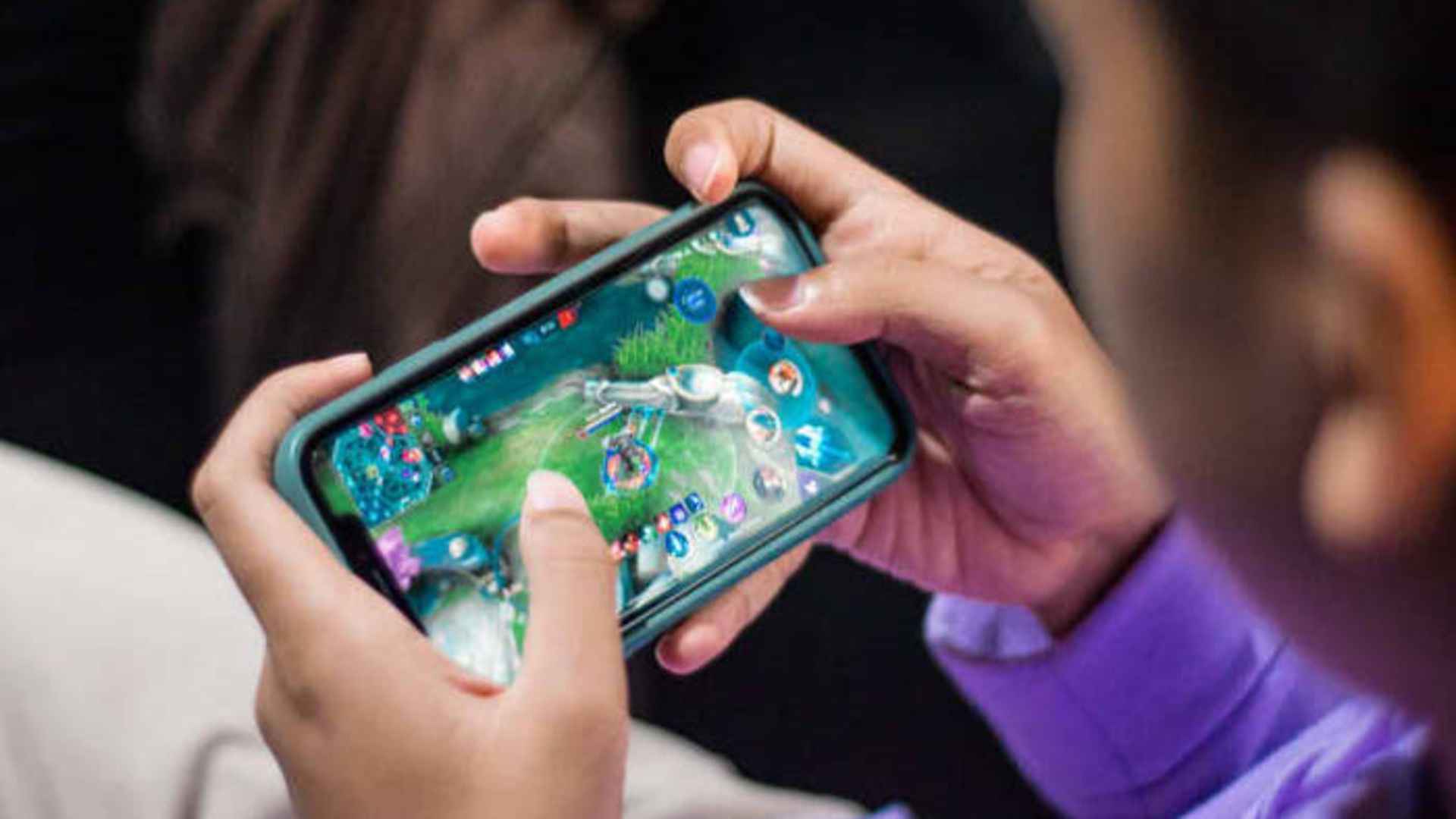 Mobile Games That Reward Smart Team Play